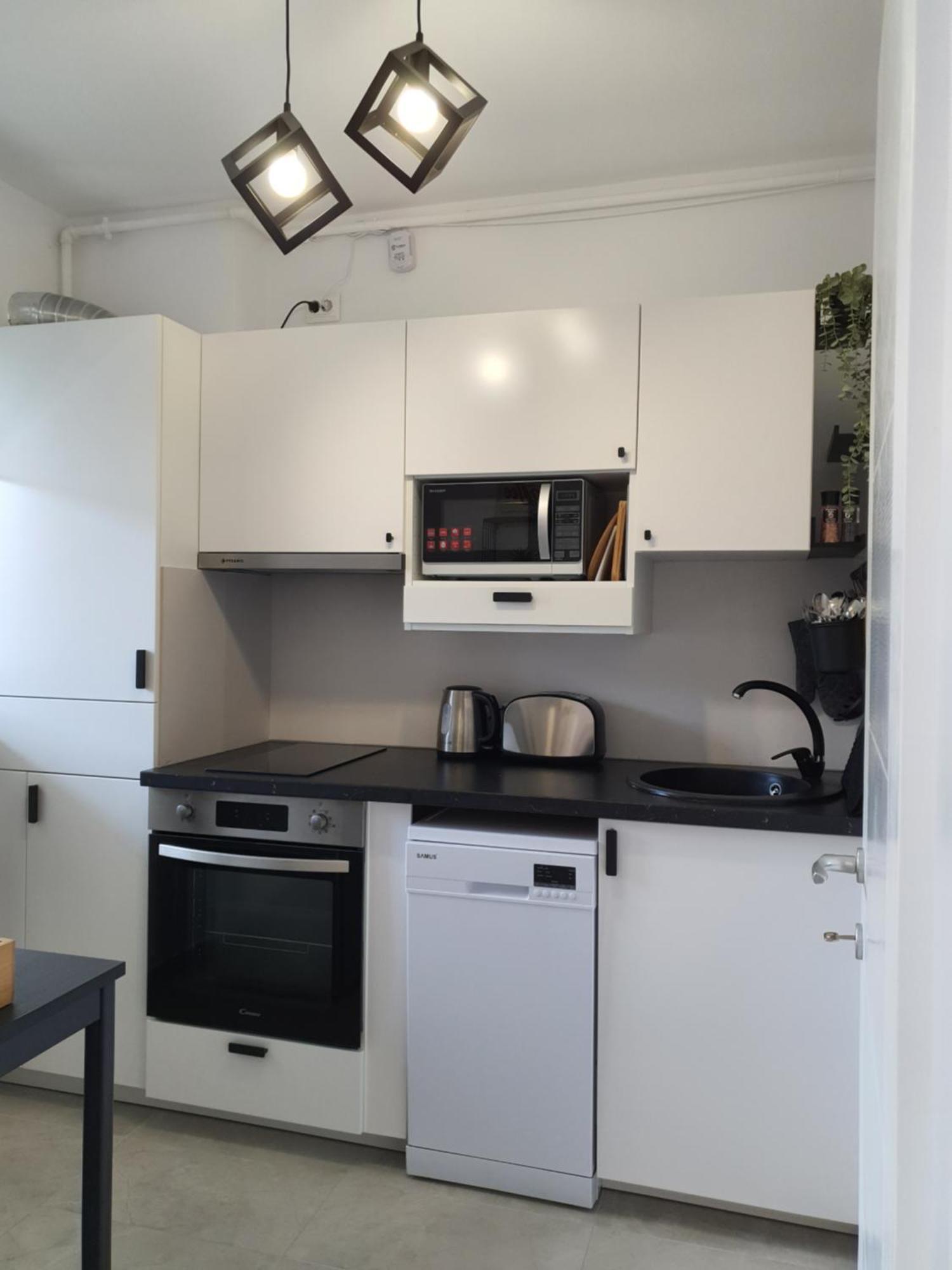 Premium Hils Brauner Studio Boekarest Buitenkant foto